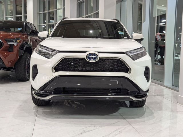 2024 Toyota RAV4 Prime SE