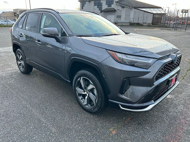 2024 Toyota RAV4 Prime SE