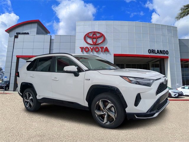 2024 Toyota RAV4 Prime SE