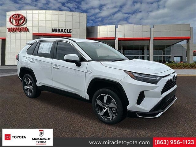 2024 Toyota RAV4 Prime SE