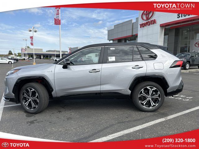 2024 Toyota RAV4 Prime XSE