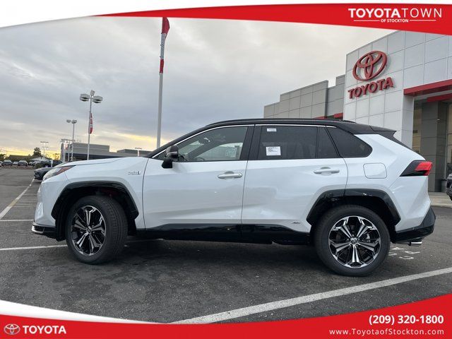 2024 Toyota RAV4 Prime XSE