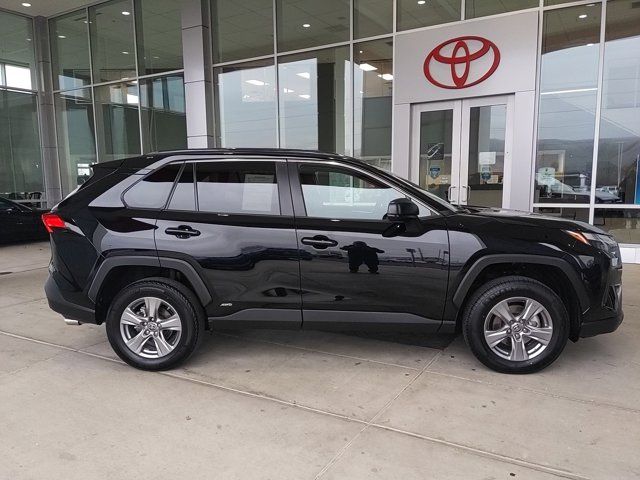 2024 Toyota RAV4 Hybrid LE