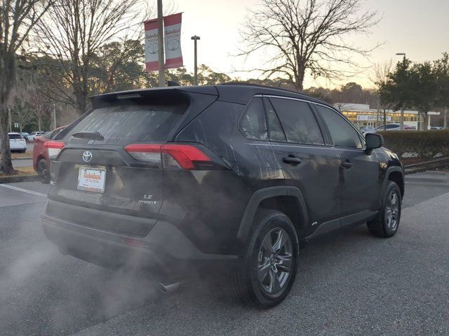 2024 Toyota RAV4 Hybrid LE