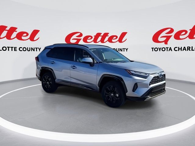 2024 Toyota RAV4 Hybrid SE