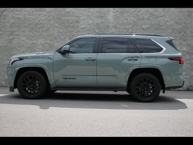 2024 Toyota Sequoia SR5