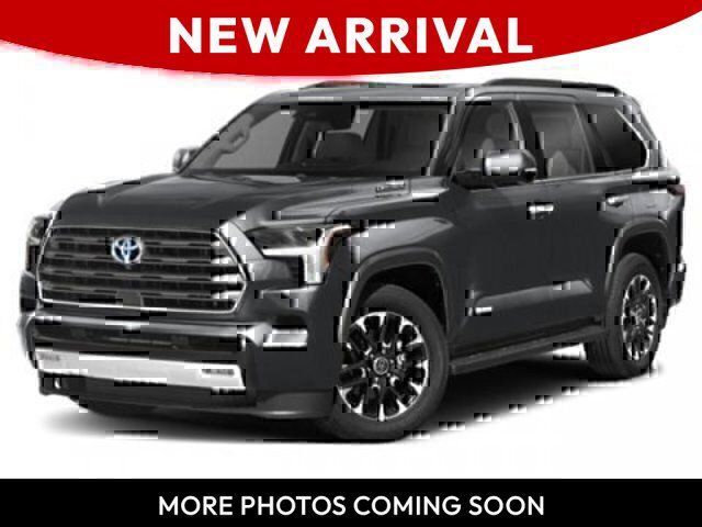 2024 Toyota Sequoia SR5