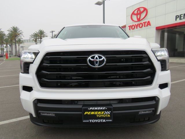 2024 Toyota Sequoia SR5