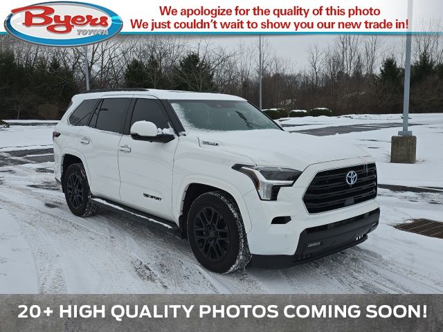 2024 Toyota Sequoia SR5