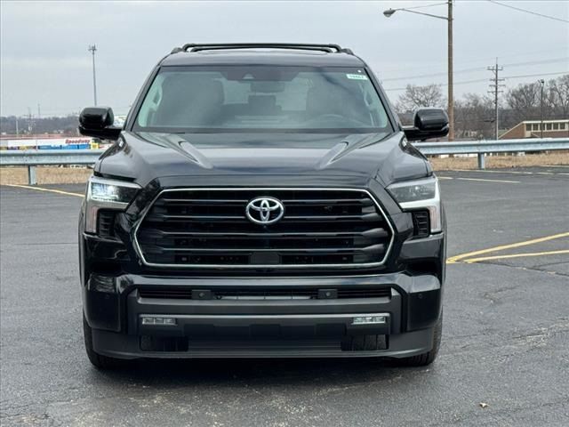 2024 Toyota Sequoia SR5