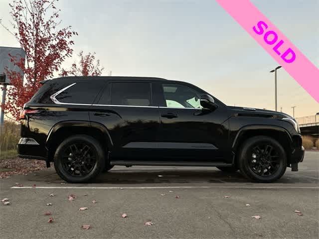 2024 Toyota Sequoia SR5