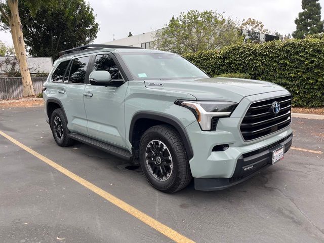 2024 Toyota Sequoia SR5