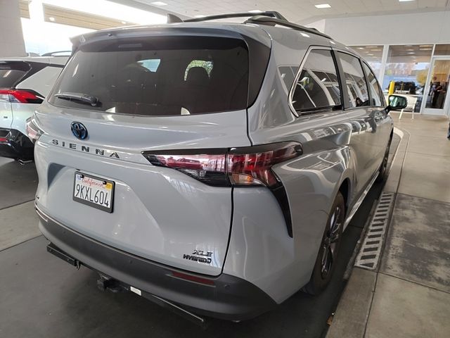 2024 Toyota Sienna Woodland Edition