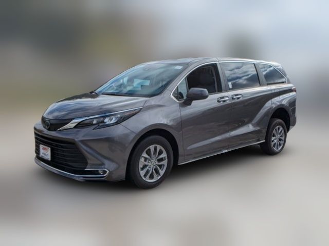 2024 Toyota Sienna XLE