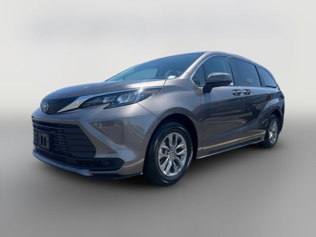 2024 Toyota Sienna LE
