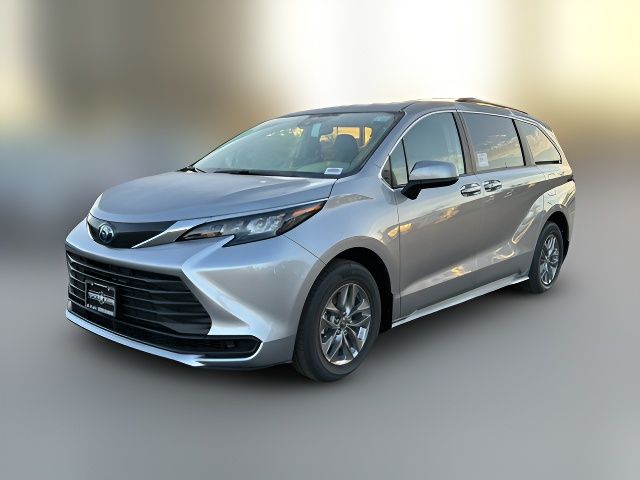 2024 Toyota Sienna LE