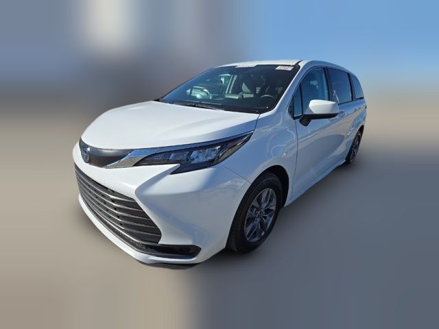 2024 Toyota Sienna LE