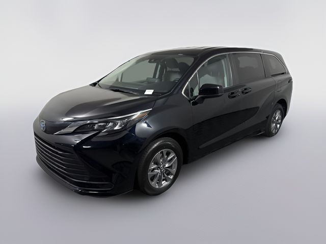 2024 Toyota Sienna LE