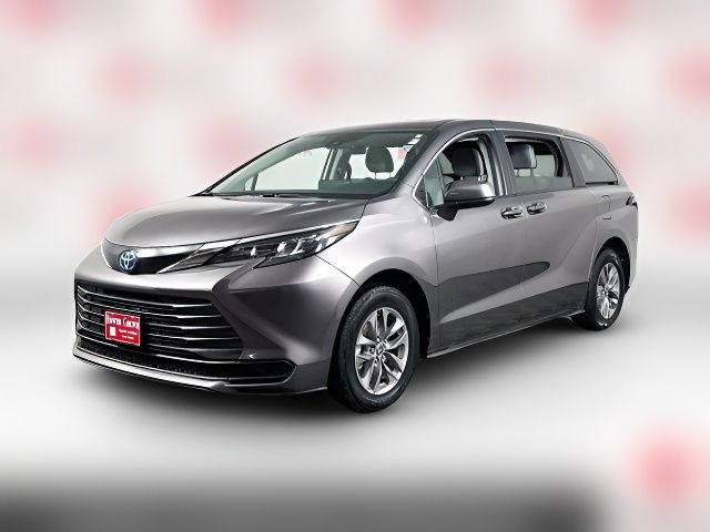 2024 Toyota Sienna LE