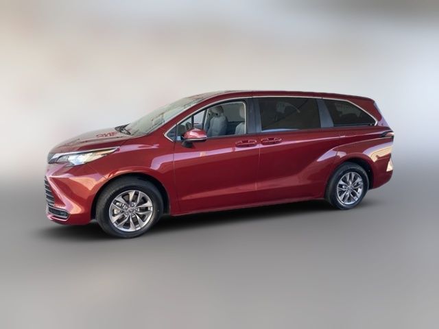 2024 Toyota Sienna LE