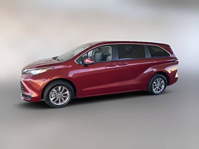 2024 Toyota Sienna LE