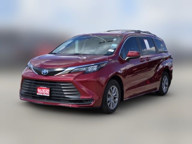 2024 Toyota Sienna LE