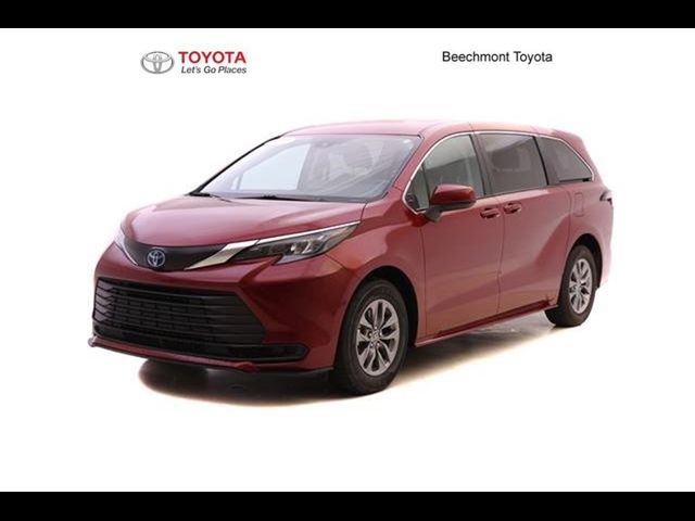 2024 Toyota Sienna LE