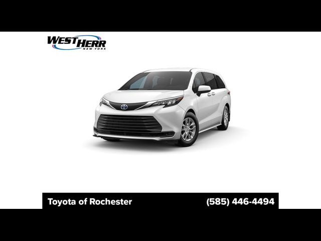 2024 Toyota Sienna LE