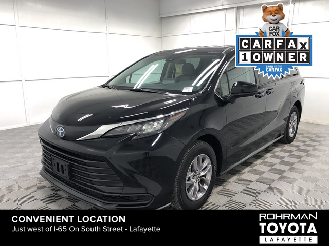 2024 Toyota Sienna LE