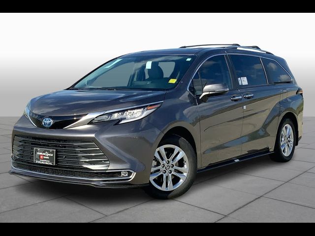 2024 Toyota Sienna Limited