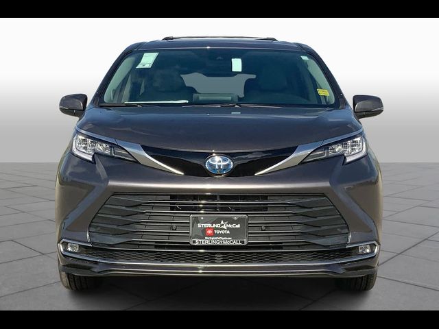 2024 Toyota Sienna Limited