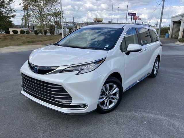 2024 Toyota Sienna Limited