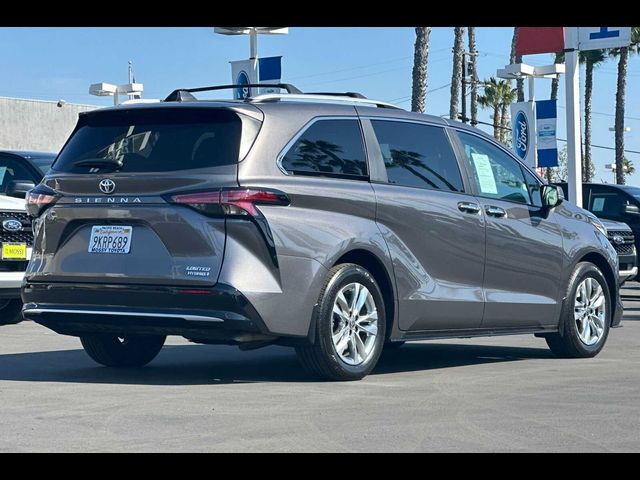 2024 Toyota Sienna Limited