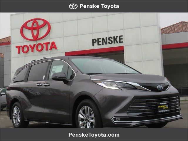 2024 Toyota Sienna Limited