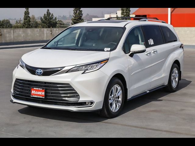 2024 Toyota Sienna Limited