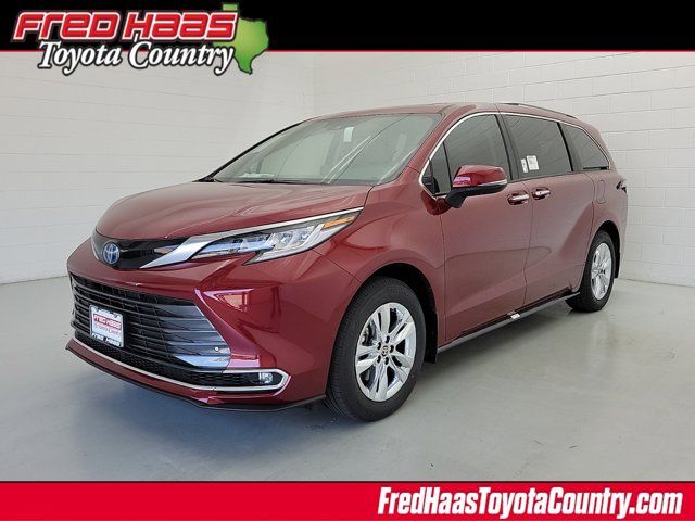 2024 Toyota Sienna Limited