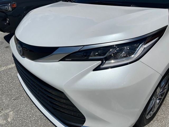 2024 Toyota Sienna Limited