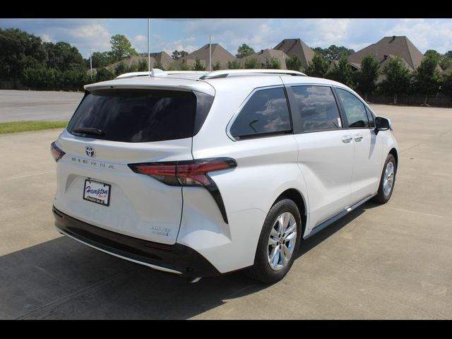 2024 Toyota Sienna Limited