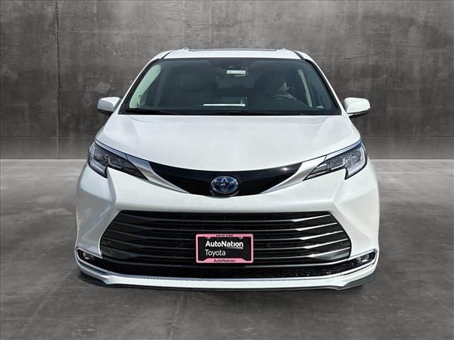 2024 Toyota Sienna Limited