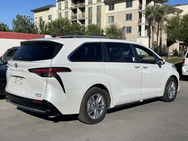 2024 Toyota Sienna Limited