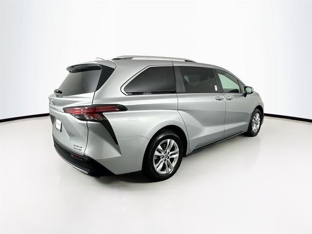 2024 Toyota Sienna Limited