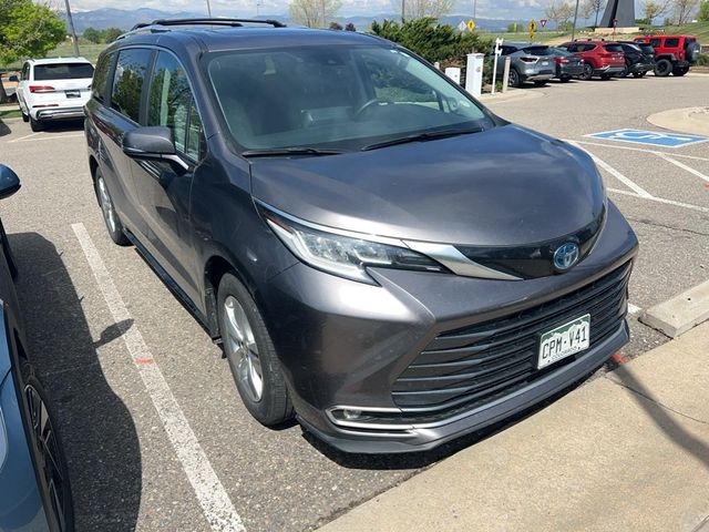 2024 Toyota Sienna Limited