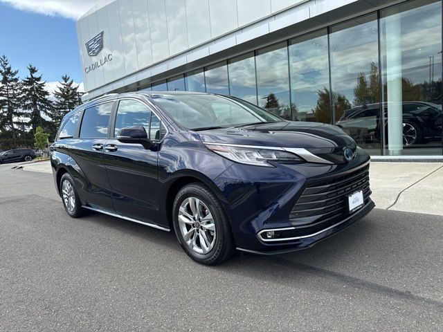 2024 Toyota Sienna Limited