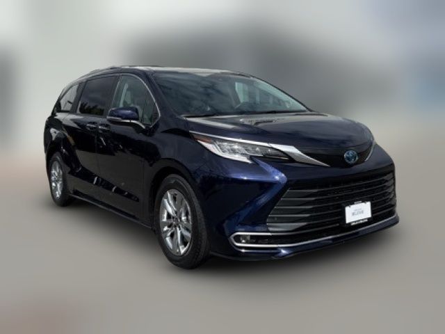2024 Toyota Sienna Limited