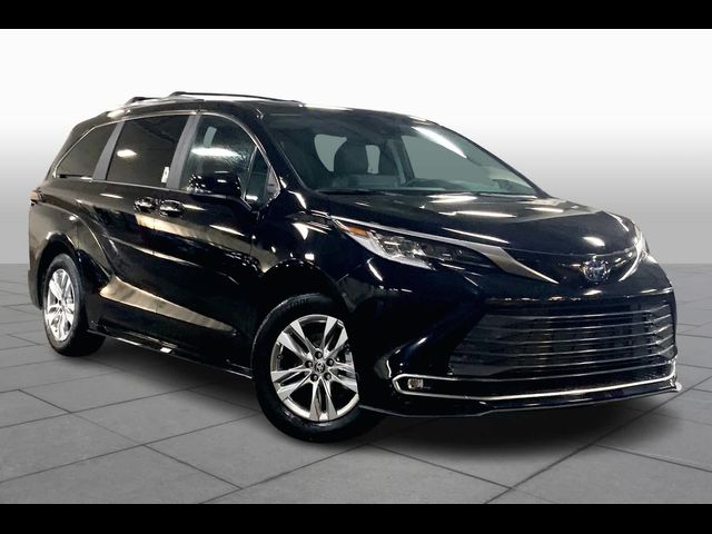 2024 Toyota Sienna Limited