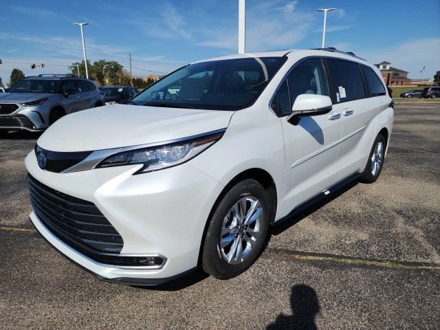 2024 Toyota Sienna Limited