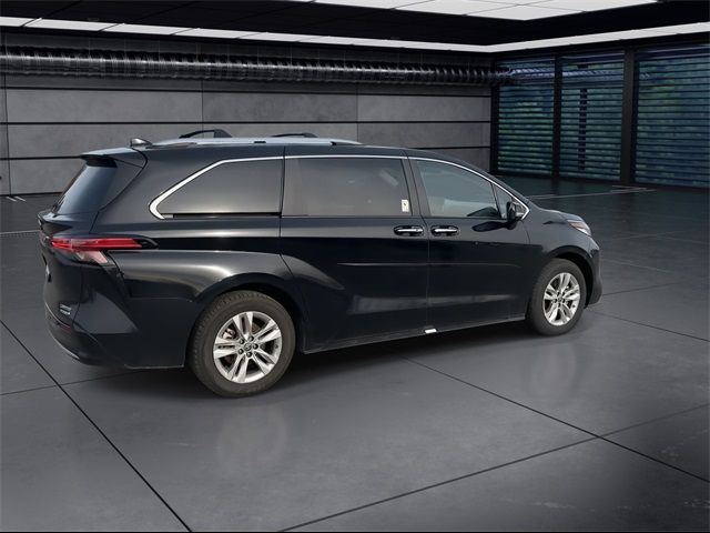 2024 Toyota Sienna Limited