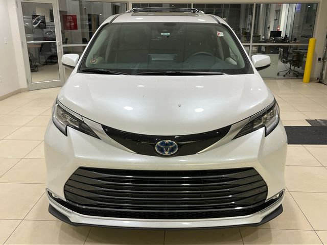 2024 Toyota Sienna Limited