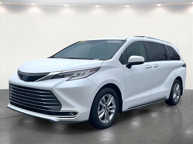 2024 Toyota Sienna Limited