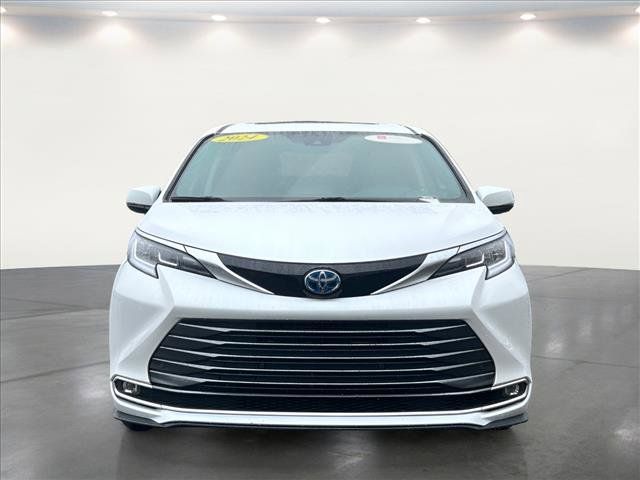 2024 Toyota Sienna Limited